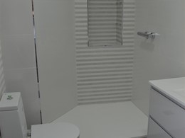baño clásico Gris