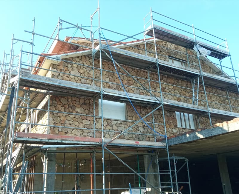 Rehabilitar casa antigua en Vilagarcía